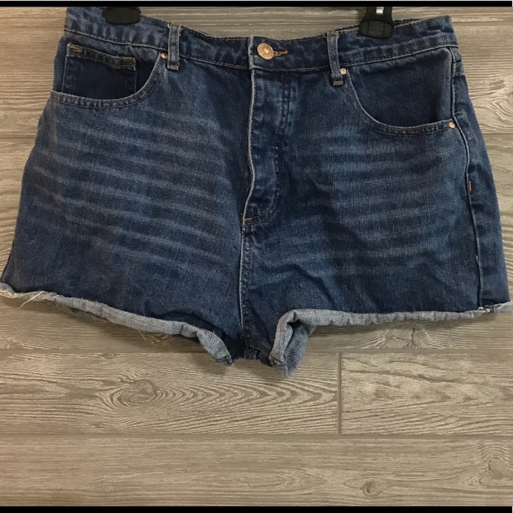 Dark wash denim shorts